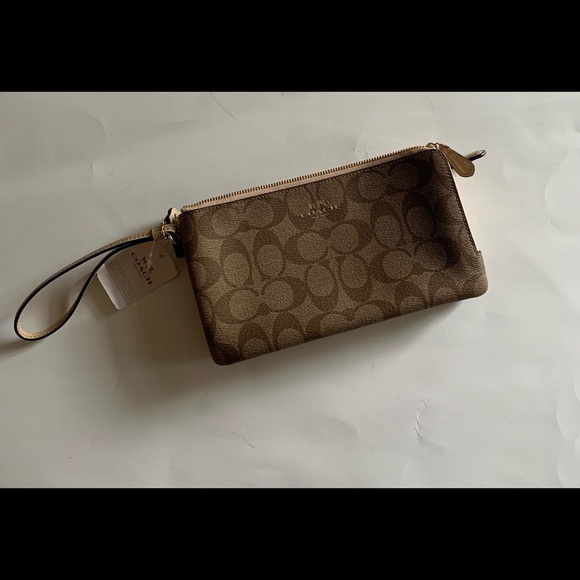 Coach NWT wallet/wristlet - Picture 10 of 14
